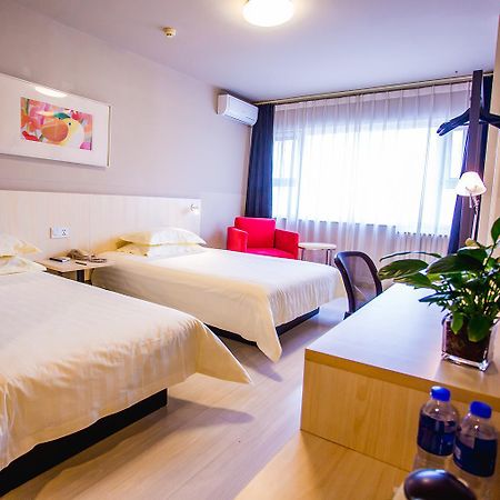 Jinjiang Inn - Beijing Guangqumen Bagian luar foto